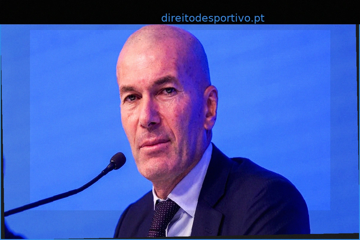Primeira oficial de Zidane como treinador da França: Aplausos e Sorrisos