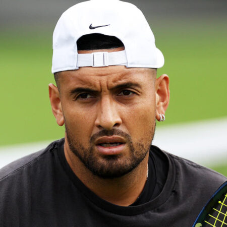 Nick Kyrgios Causa Controvérsia ao Ser Visto com Rapper sob Fiança por Rapto