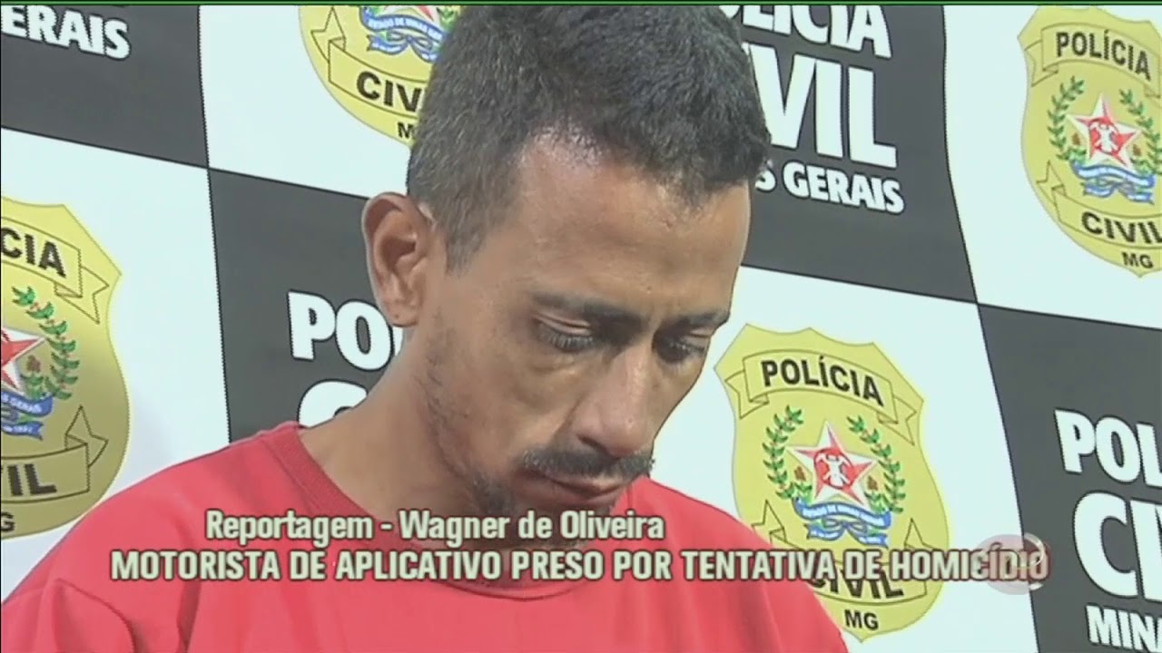 Preview Motorista preso por tentativa de homicídio após carro atingir multidão em desfile do Liverpool
