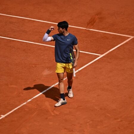 Vitória Histórica de Djokovic em Roland-Garros Marcada por Comentário Inusitado de Zverev