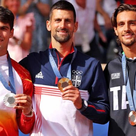 Djokovic Deixa Forte Indício de Reforma Após Derrota em Paris