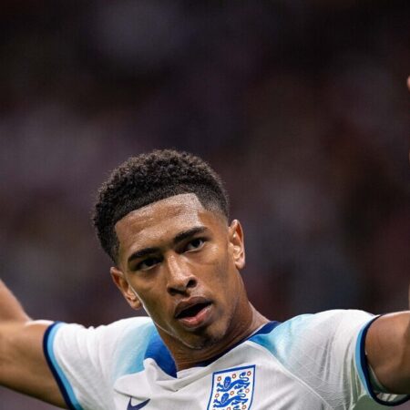 Fúria de Bellingham após derrota da Inglaterra frente ao Senegal