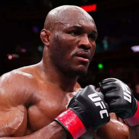 Kamaru Usman Chora de Emoção Após Vitória no UFC Atlanta