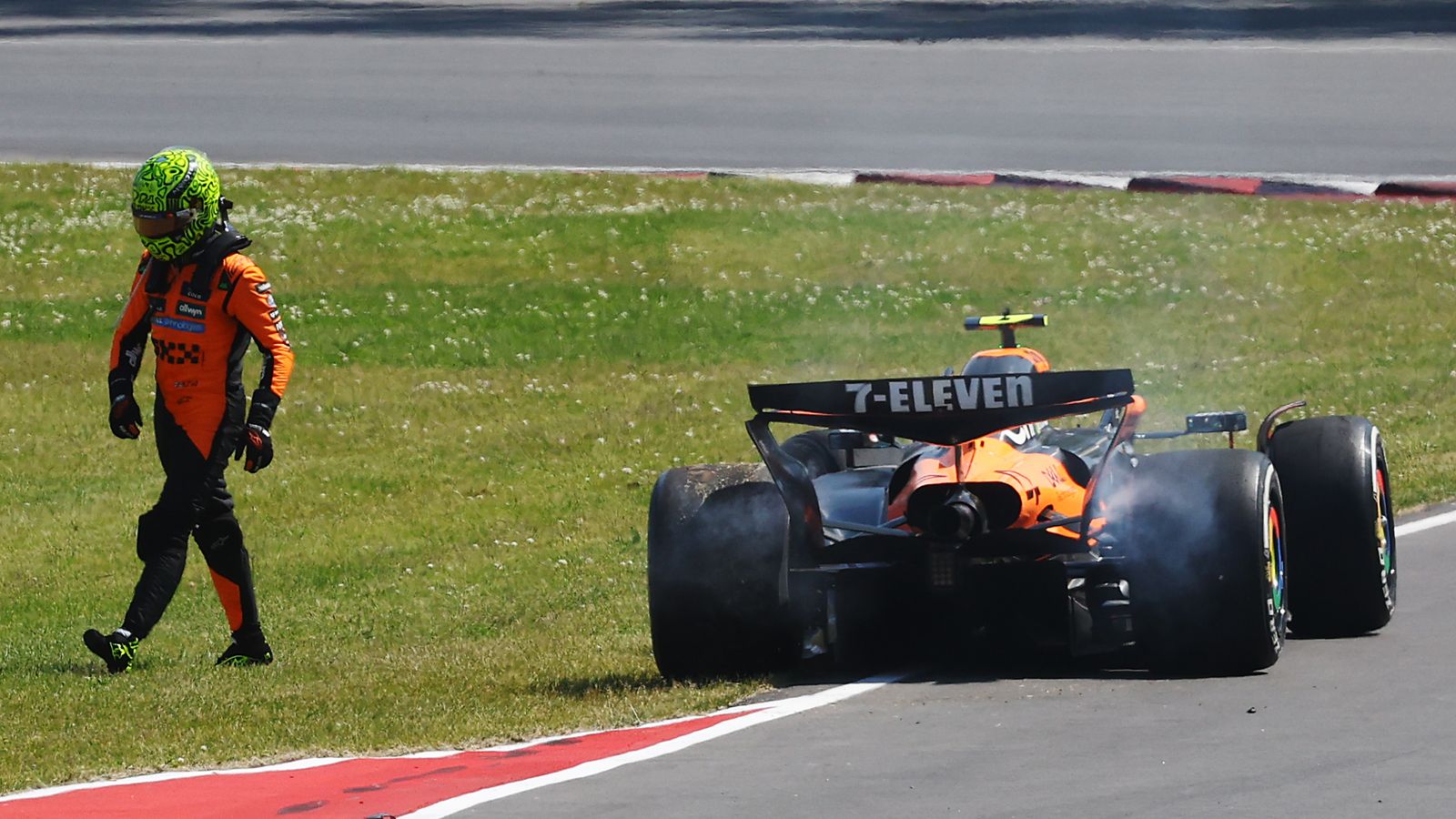 Preview Martin Brundle analisa erro “desajeitado” de Lando Norris no Canadá e a luta pelo título de F1 de 2025