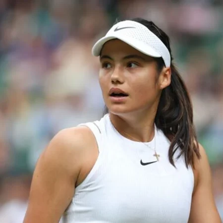 Saída de Emma Raducanu em Eastbourne e preocupações para Wimbledon