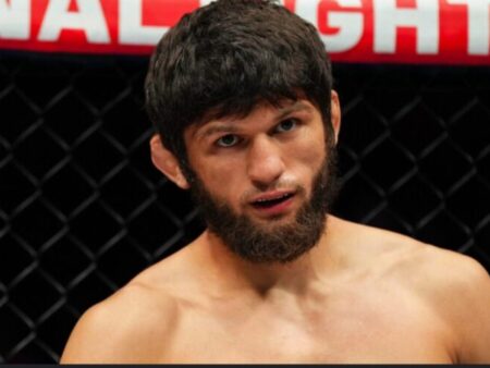 Campeão Mundial de MMA Timur Khizriev Baleado Cinco Vezes em Emboscada no Daguestão