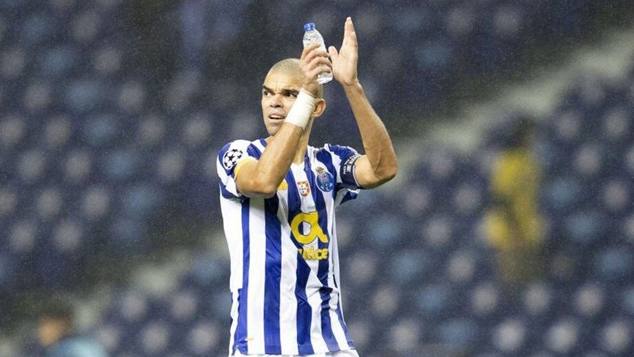 Preview Pepê Renova Vínculo com o FC Porto