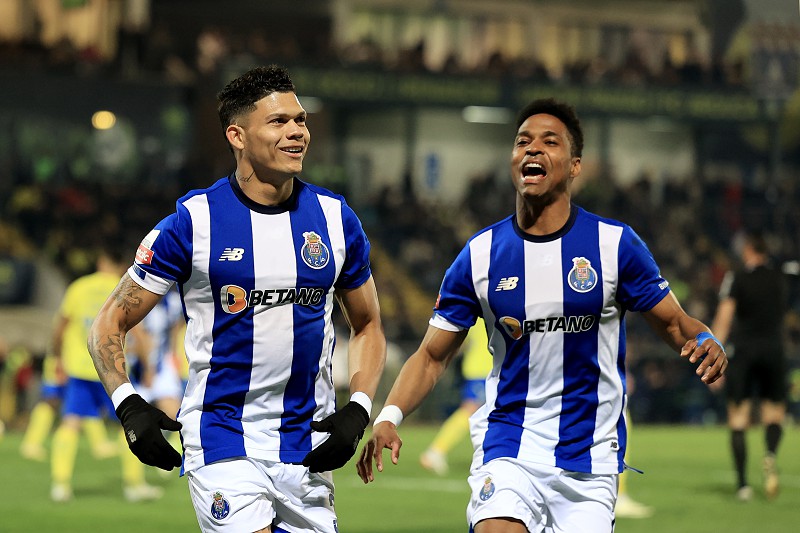 Preview FC Porto: Lesão de Alberto Costa Deixa Farioli Sem Laterais Direitos