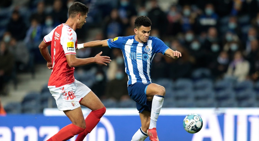Preview Desfalque no FC Porto: Lesão de Alberto Costa Obriga Farioli a Procurar Soluções na Lateral Direita