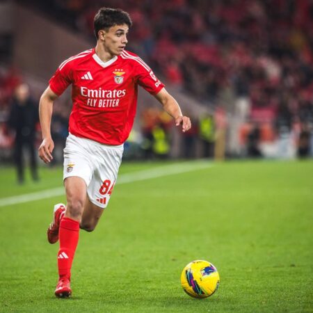 Sudakov marca o primeiro golo pelo Benfica: “Um sentimento fantástico”