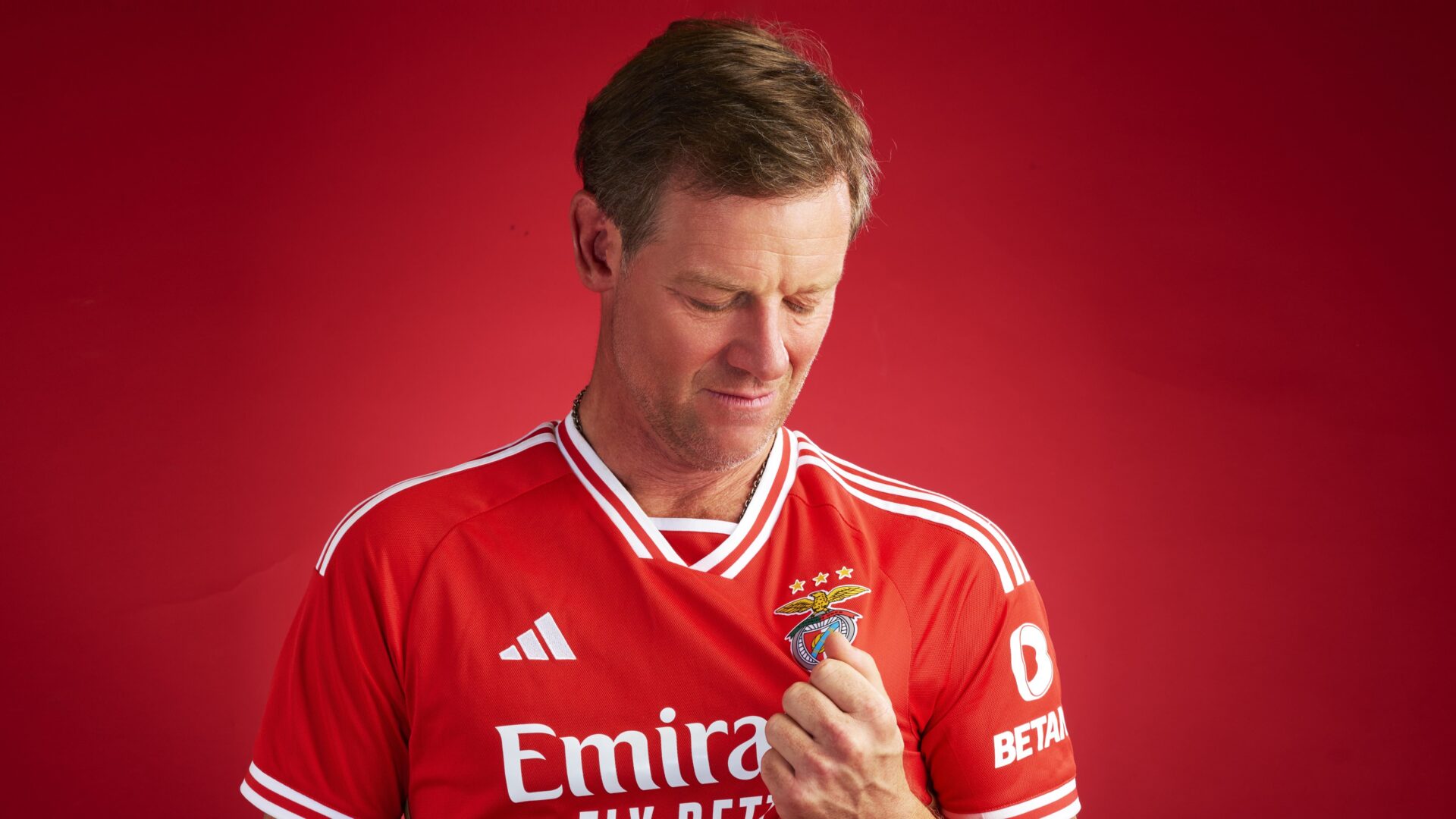 Preview Martim Mayer Escolhe Andries Jonker para Diretor-Geral de Futebol do Benfica