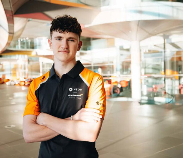 Alex Dunne: Saída da McLaren e Interesse da Red Bull Agitam o Mercado de Pilotos da F1