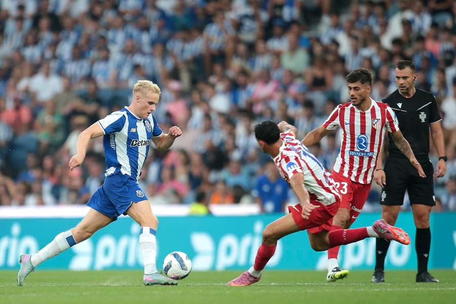 Preview Froholdt Desperta Interesse Europeu: Atlético de Madrid e Brighton de Olho no Médio do FC Porto