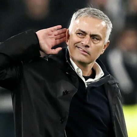 Benfica: Mês Crucial com Sete Jogos que Podem Decidir o Futuro de Mourinho